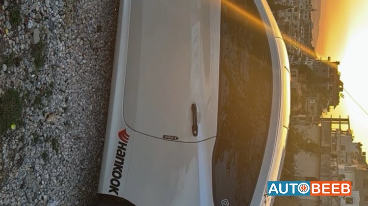 Hyundai Genesis 2011