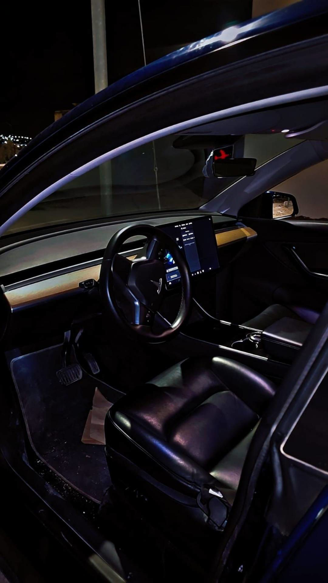 Tesla Y 2020