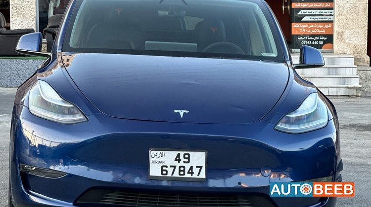 Tesla Y 2021