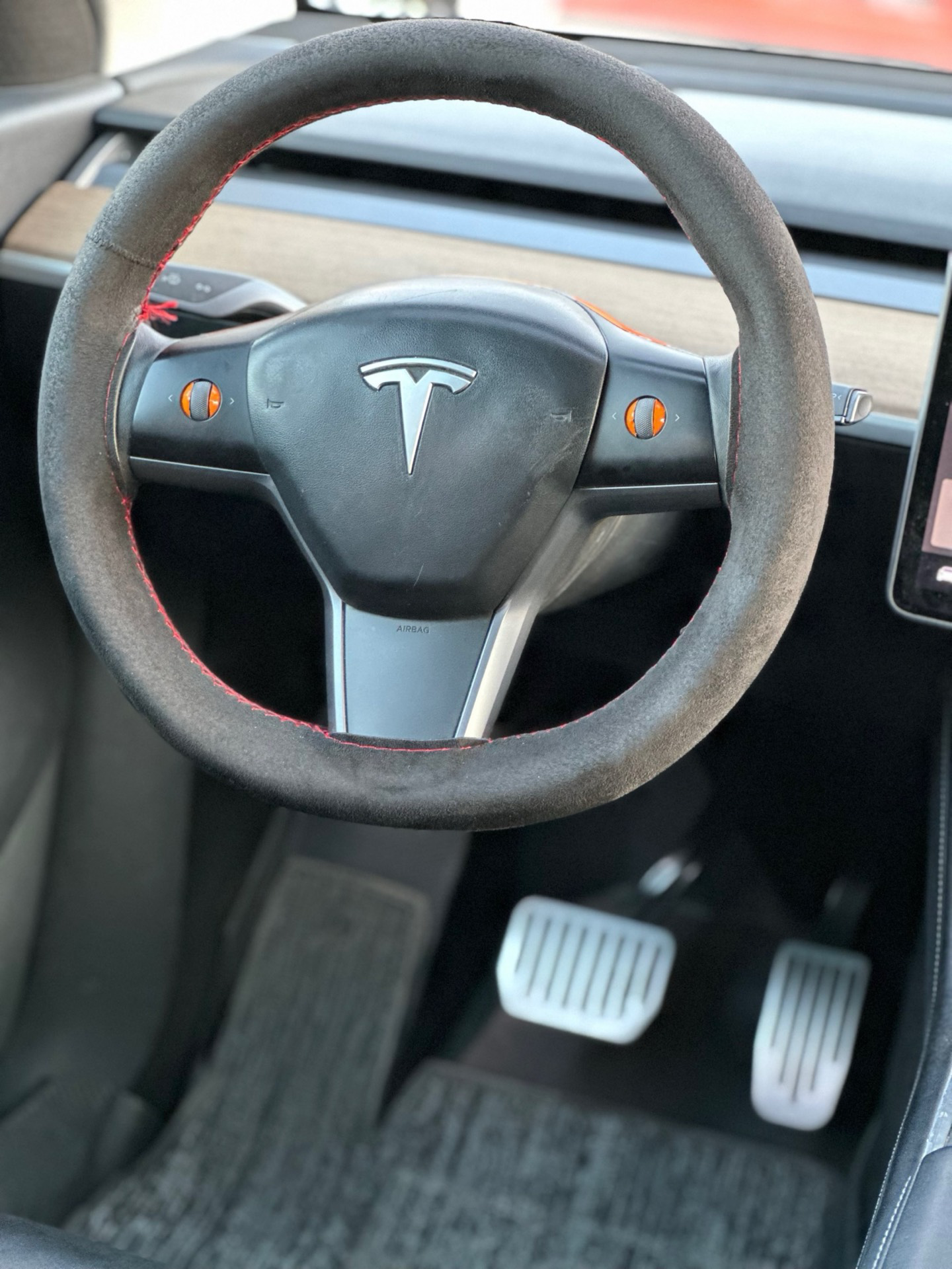 Tesla Y 2021