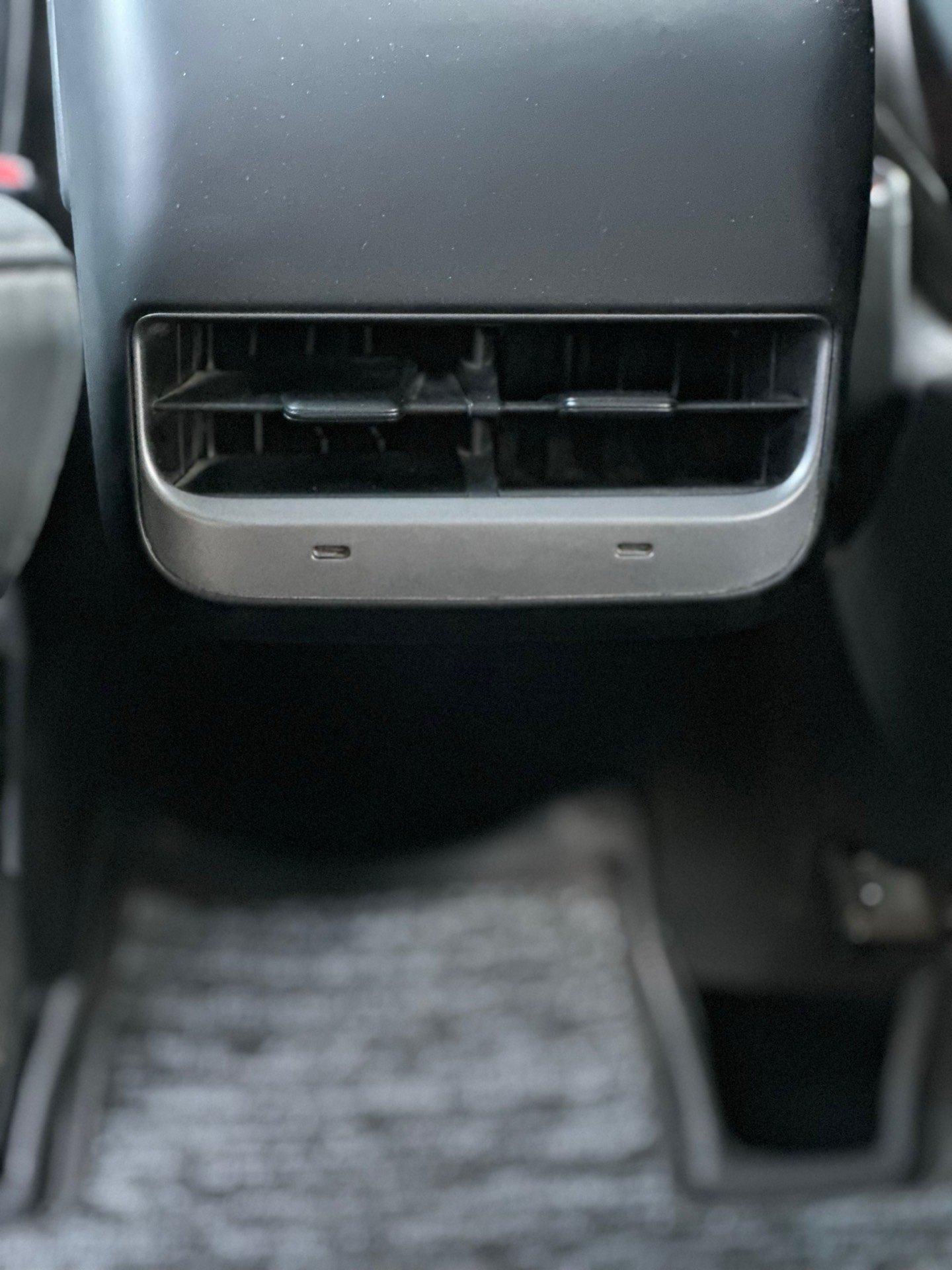 Tesla Y 2021