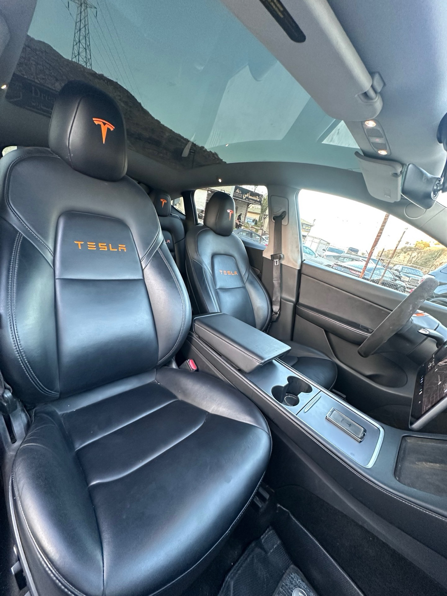 Tesla Y 2021