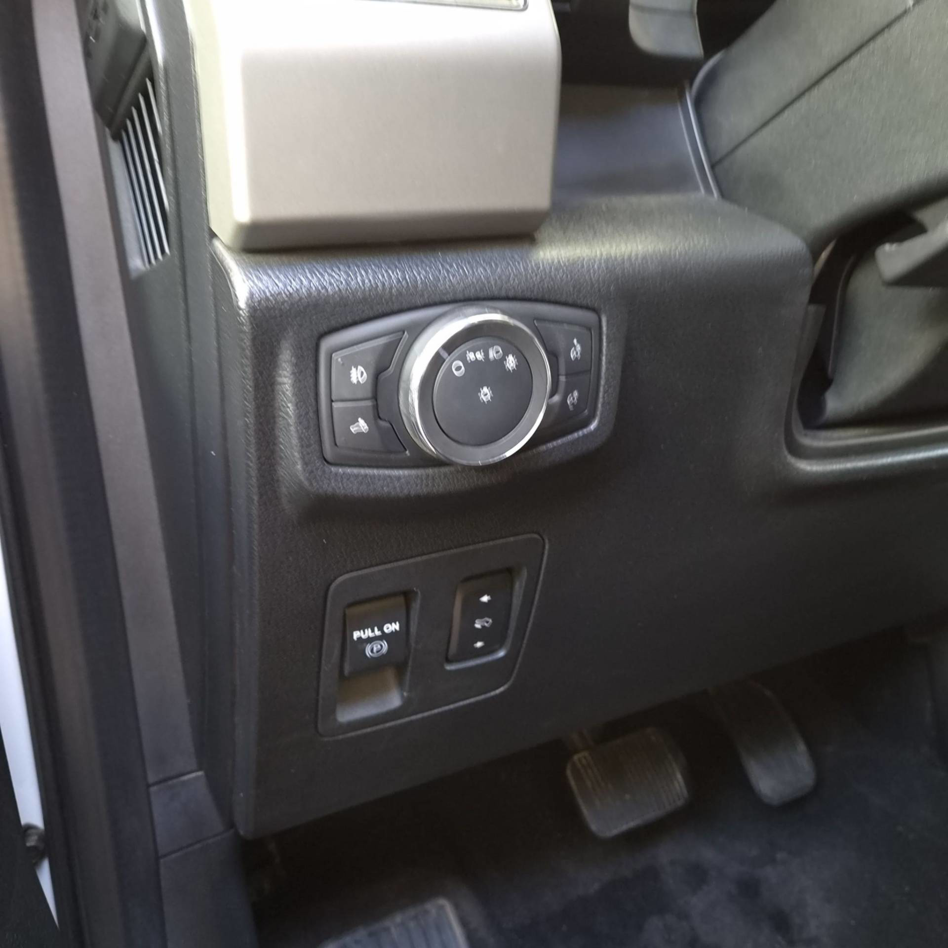 Ford F-150 2019