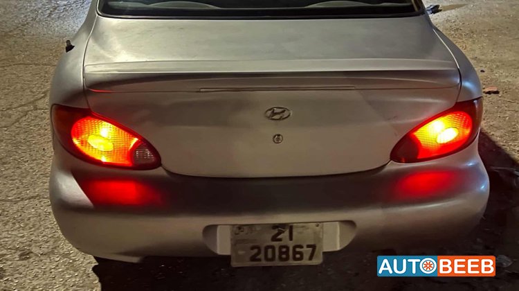 Hyundai Avante 1998