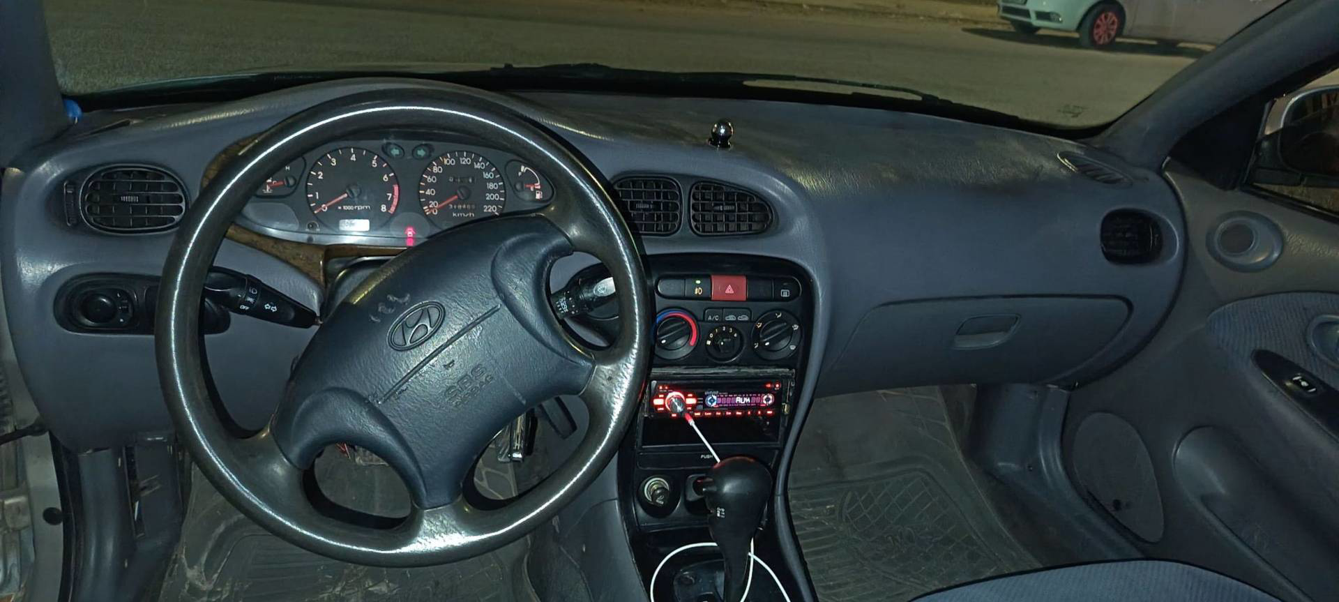 Hyundai Avante 2000