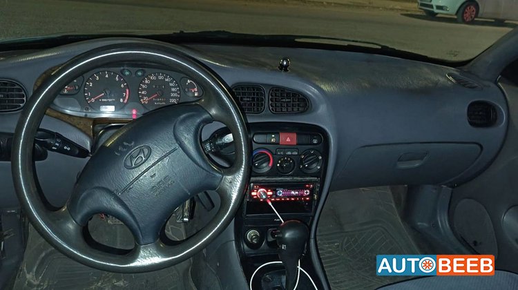 Hyundai Avante 2000
