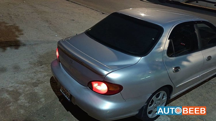 Hyundai Avante 2000
