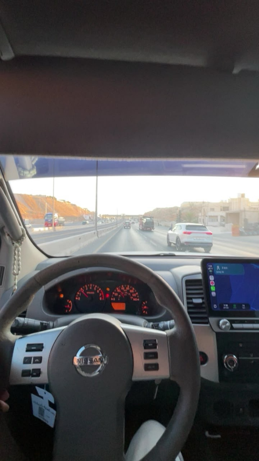 نيسان نافارا 2014