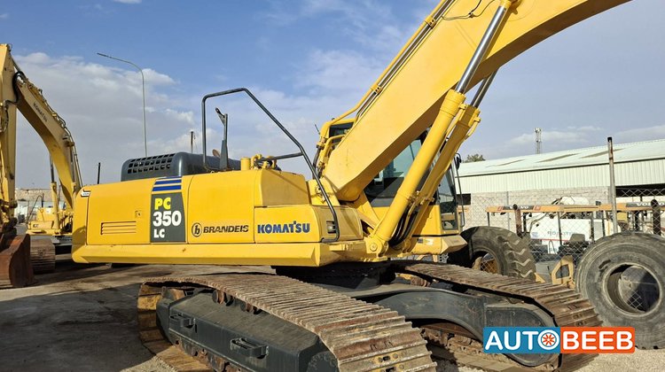 Tracked Excavator Komatsu 2010