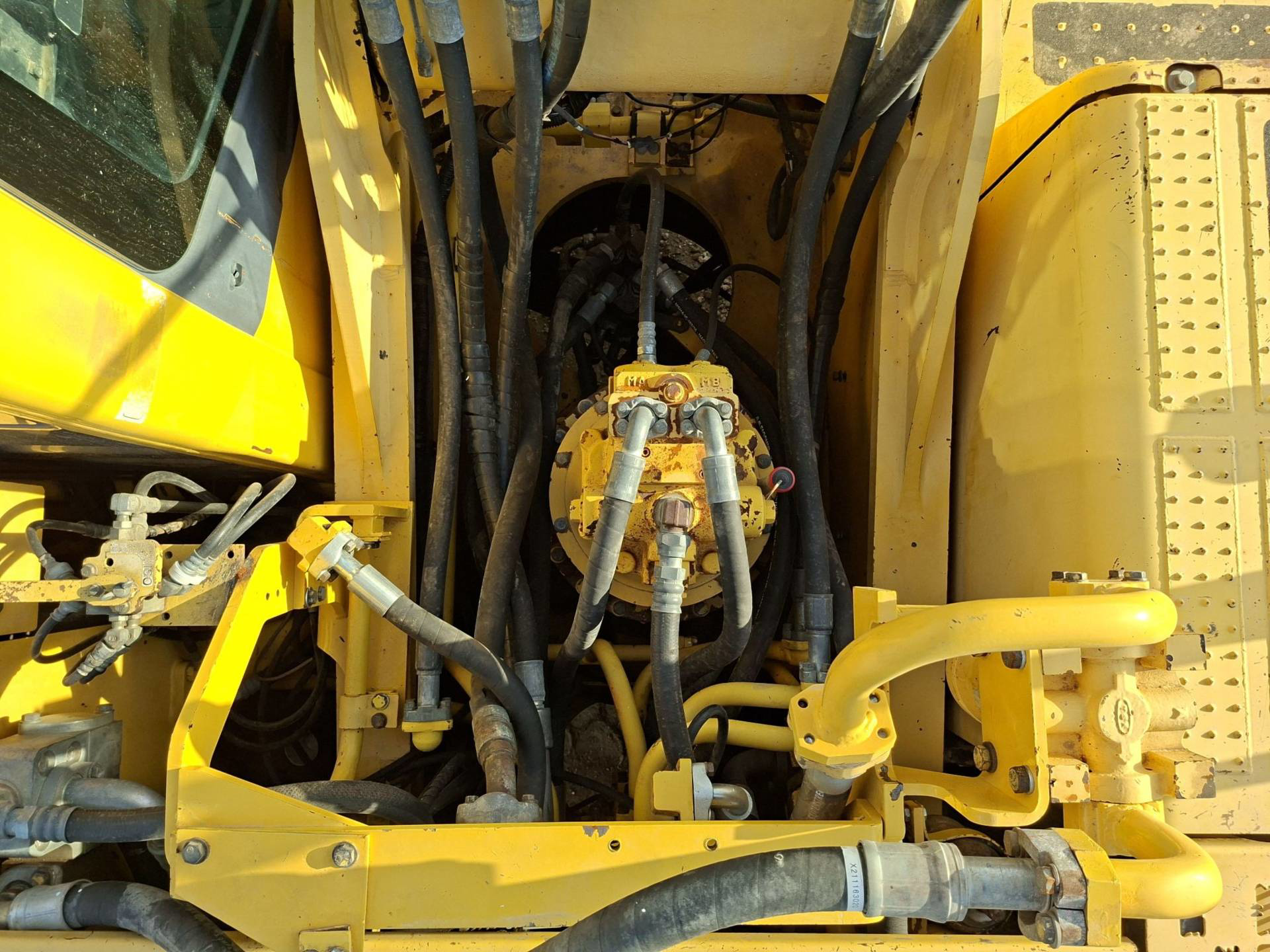 Tracked Excavator Komatsu 2010