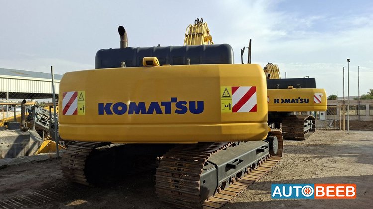 Tracked Excavator Komatsu 2010