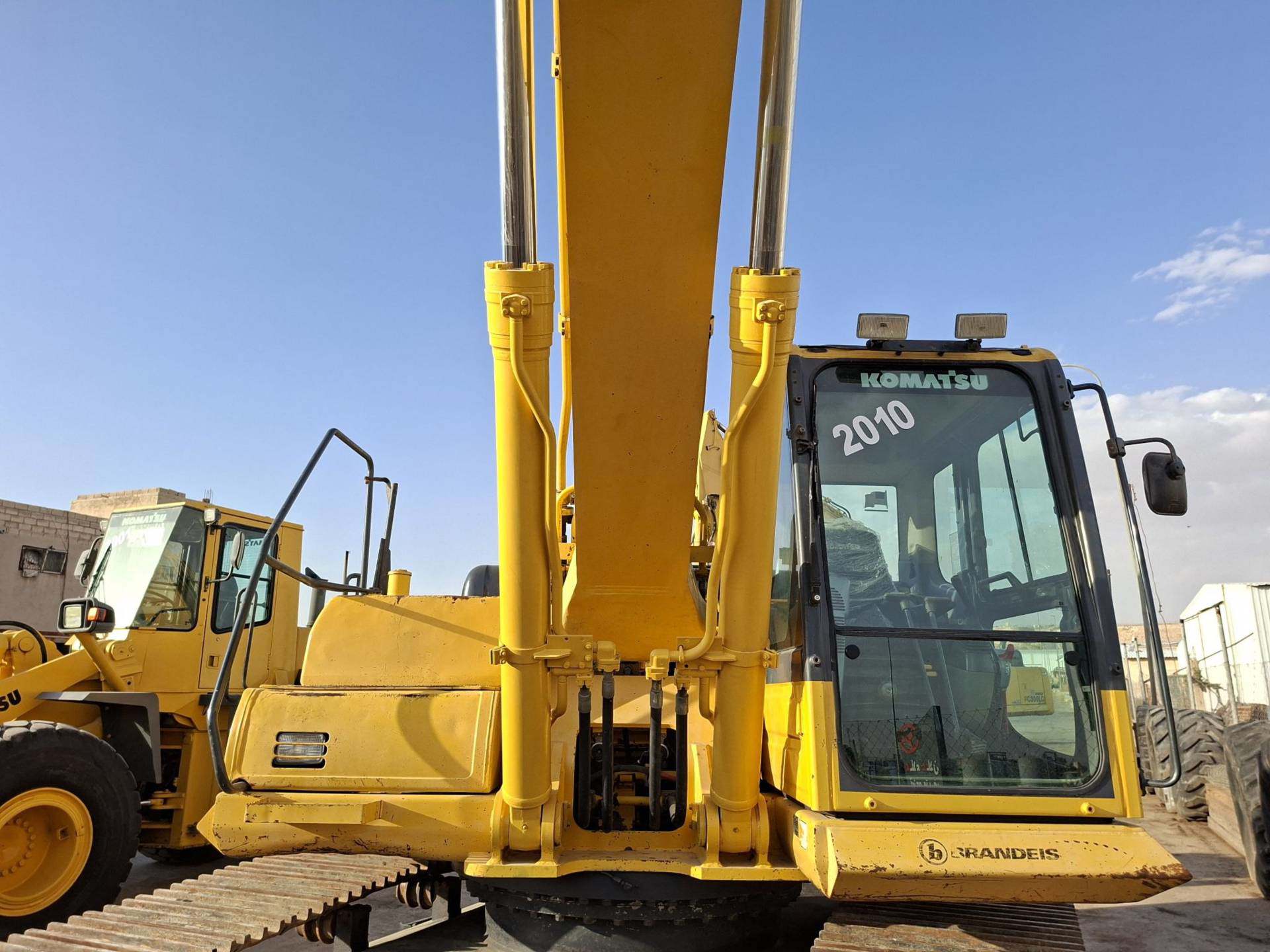 Tracked Excavator Komatsu 2010
