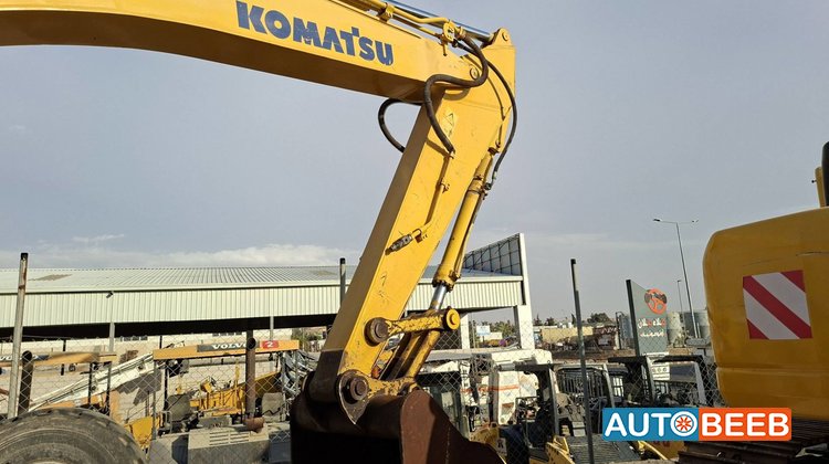 Tracked Excavator Komatsu 2010