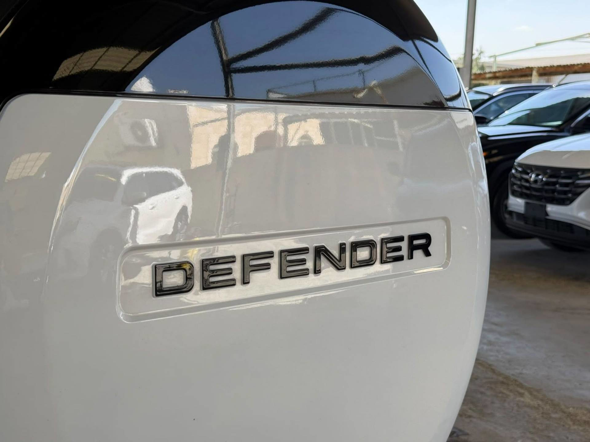 Land Rover Defender 2022