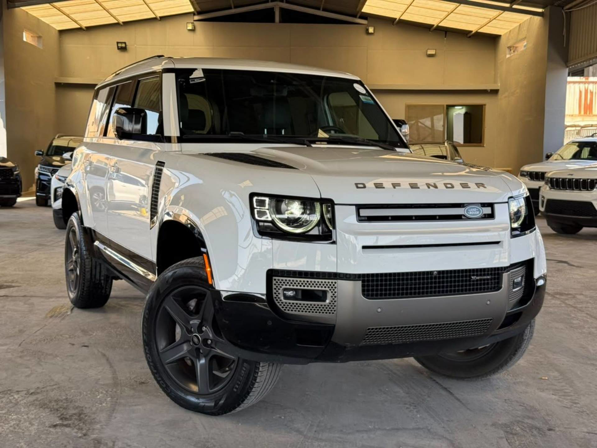 Land Rover Defender 2022