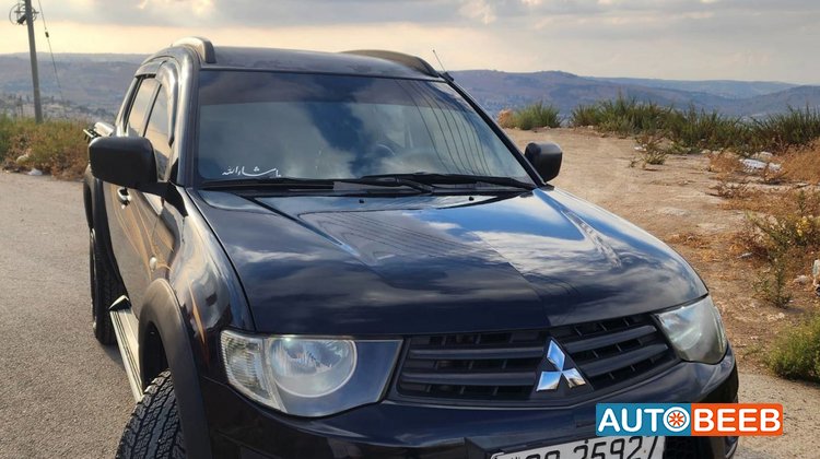 Mitsubishi L200 2014