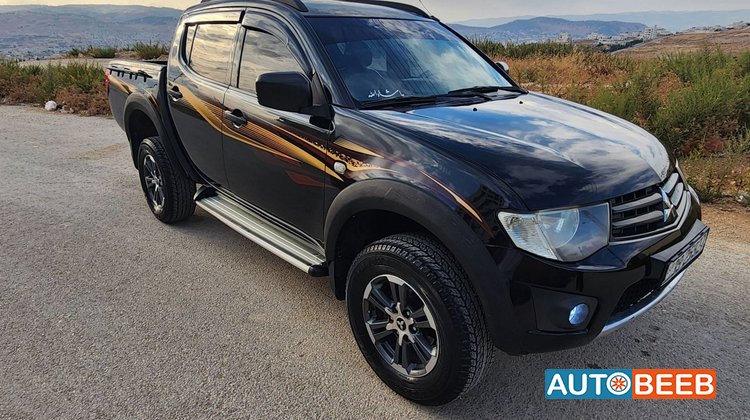 Mitsubishi L200 2014