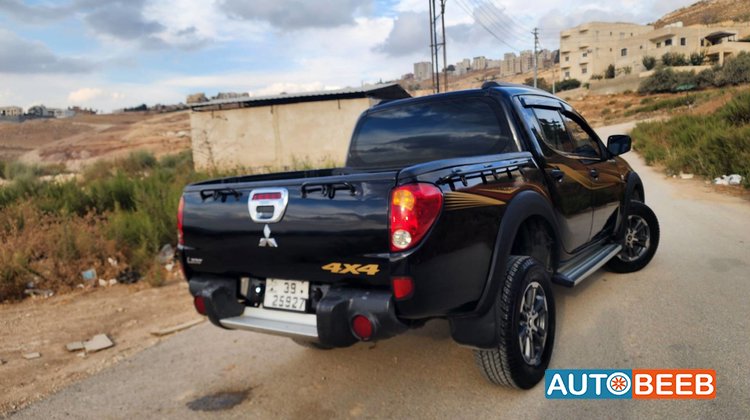 Mitsubishi L200 2014