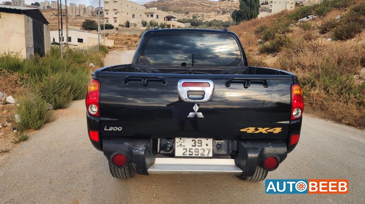 Mitsubishi L200 2014