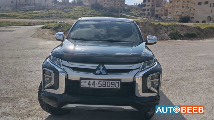ميتسوبيشي L200 2021