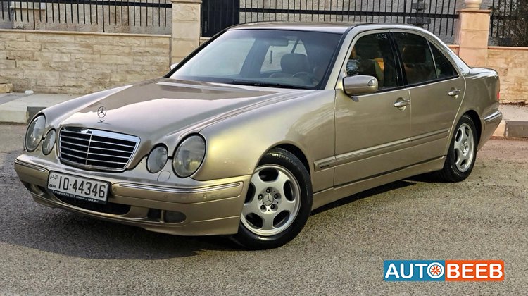 مرسيدس بنز E200 2001
