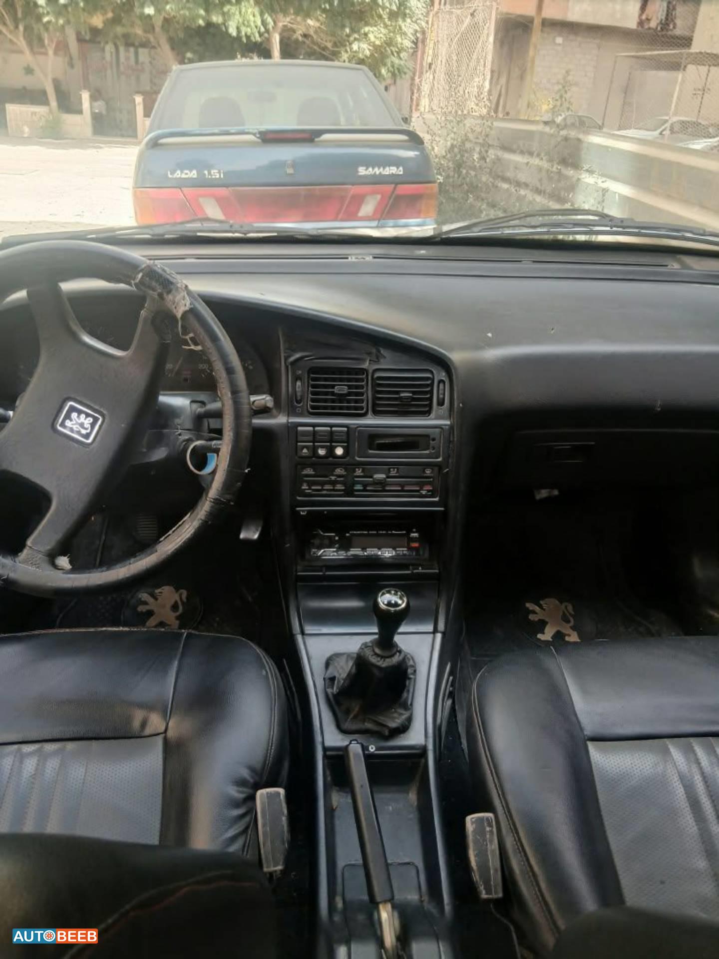 راس تريلا بيجو 1993
