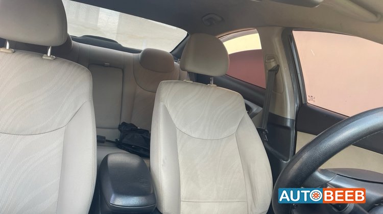 Hyundai Elantra 2015