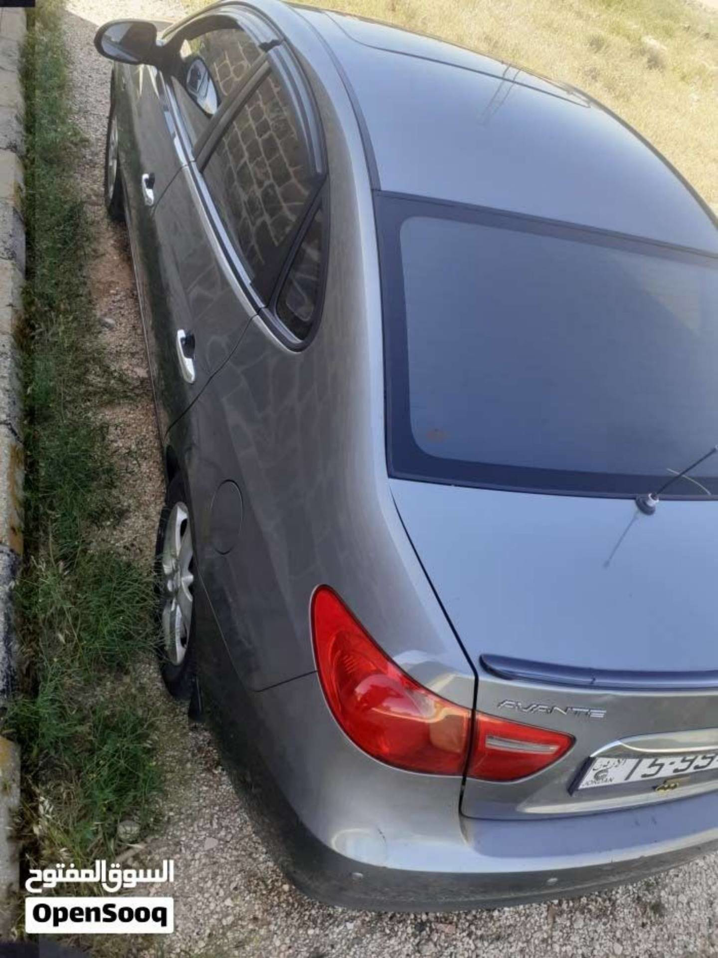 هيونداي افانتي 2010