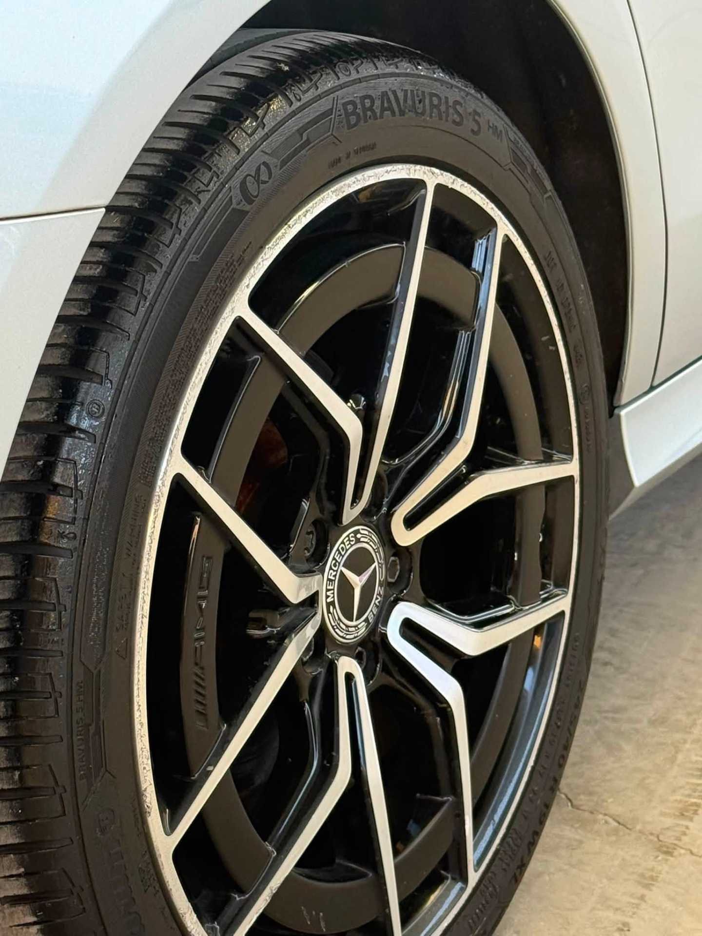 مرسيدس بنز E350 2022