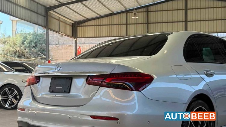 مرسيدس بنز E350 2022