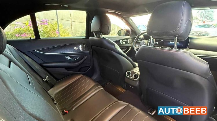 مرسيدس بنز E350 2022
