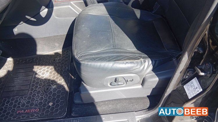 Mitsubishi Pajero 2016