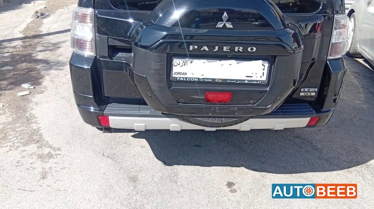 Mitsubishi Pajero 2016