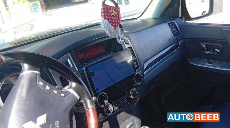 Mitsubishi Pajero 2016