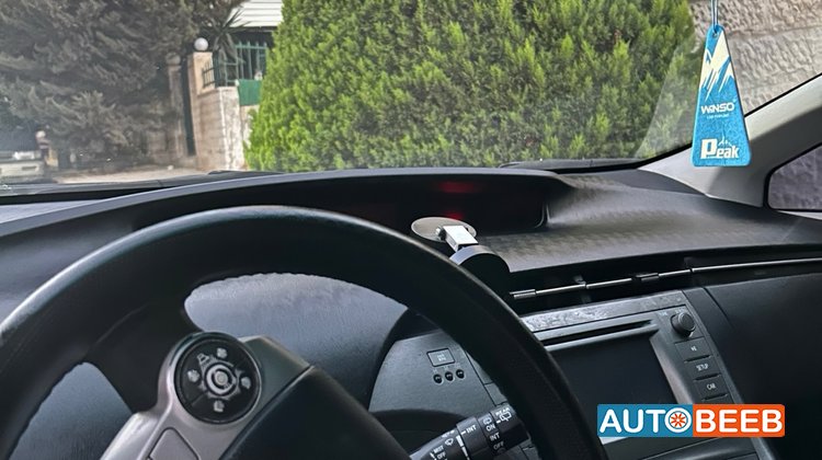 Toyota Prius 2012