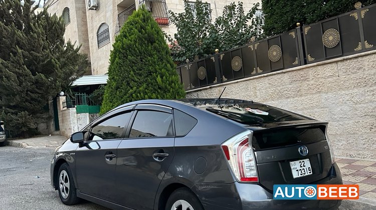 Toyota Prius 2012