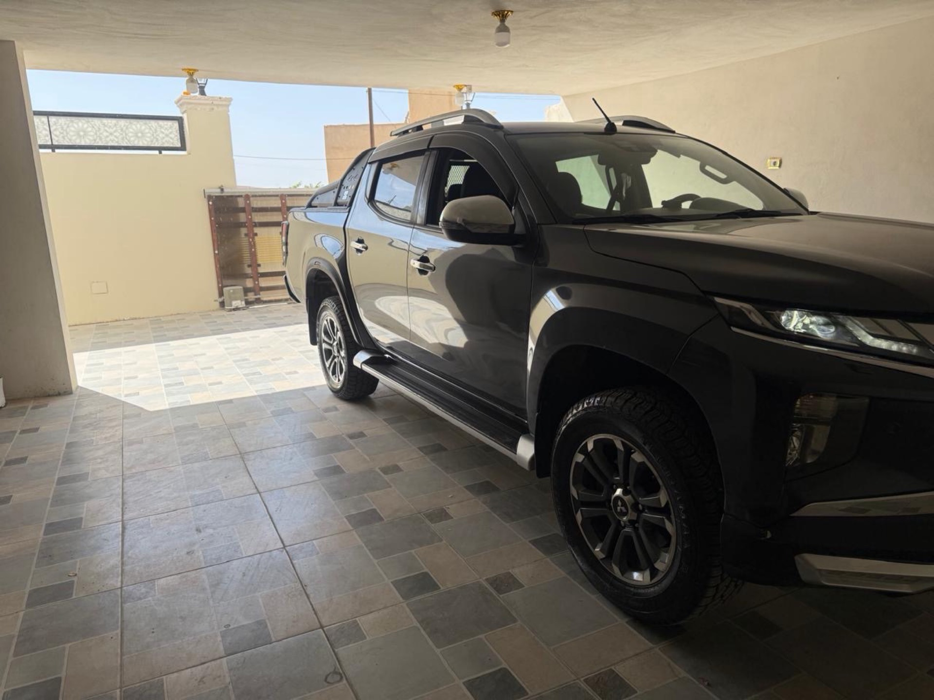 ميتسوبيشي L200 2021