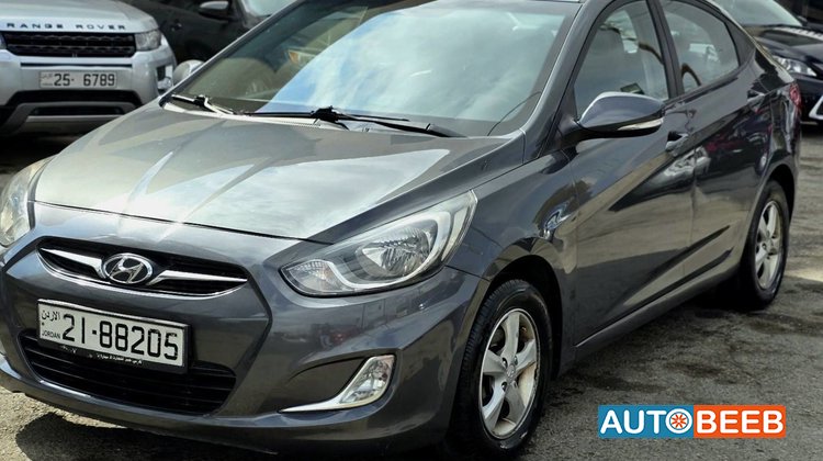 Hyundai Accent 2011