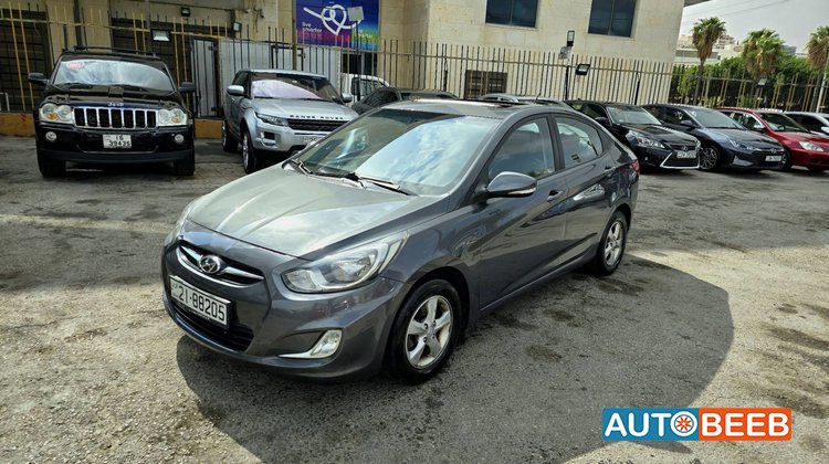 Hyundai Accent 2011
