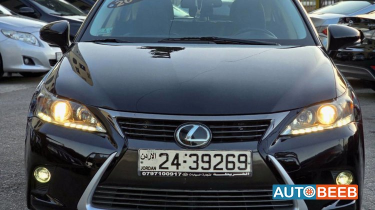 Lexus CT200 2015