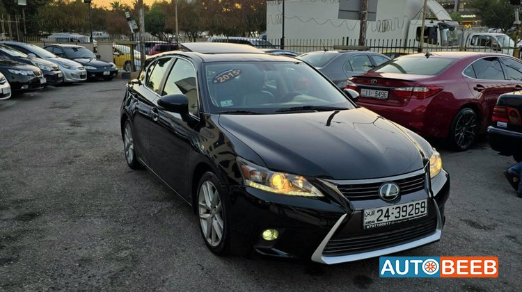 Lexus CT200 2015