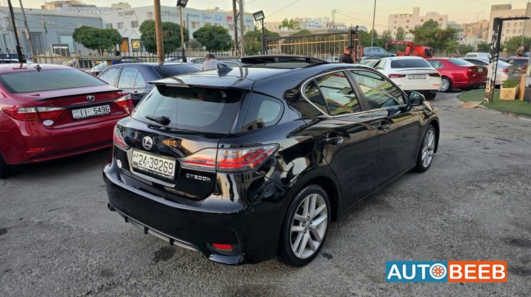 Lexus CT200 2015