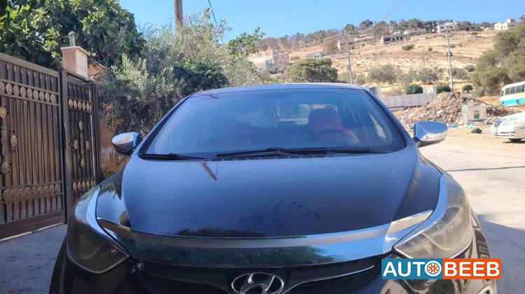 Hyundai Elantra 2013