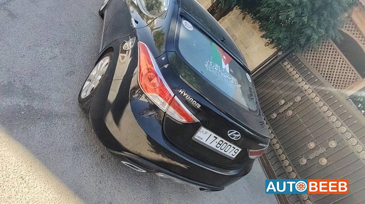 Hyundai Elantra 2013
