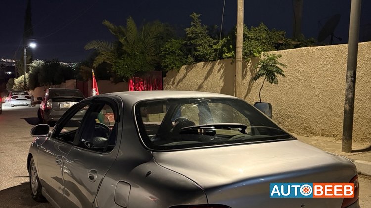هيونداي افانتي 1995