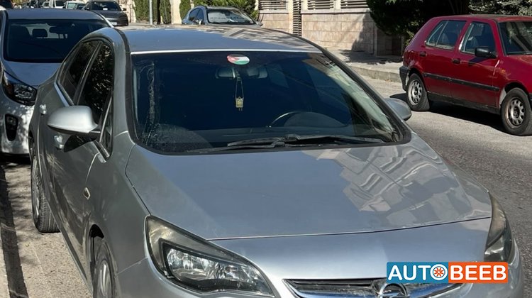Opel Vectra 2018