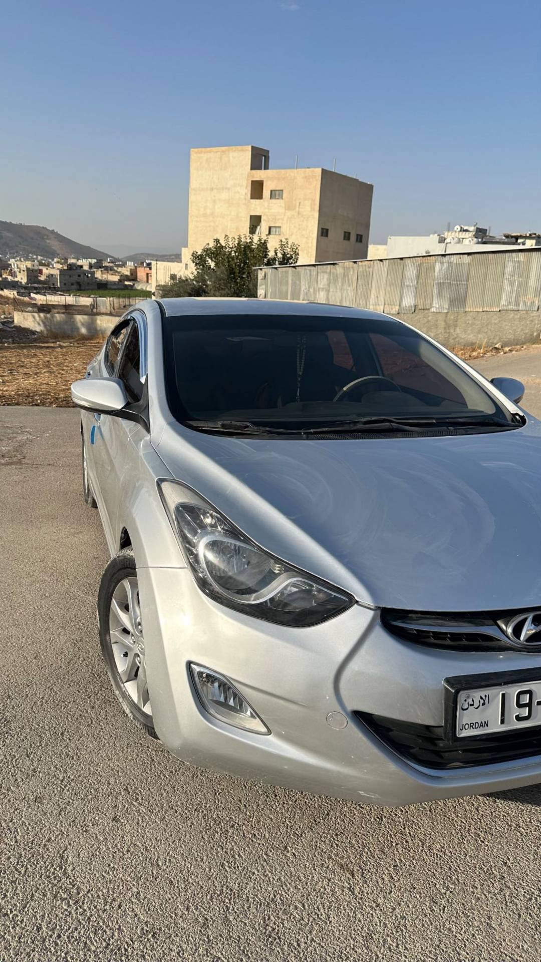 Hyundai Avante 2011