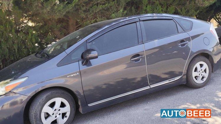 Toyota Prius 2011