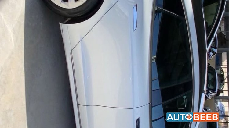 Tesla S 2018
