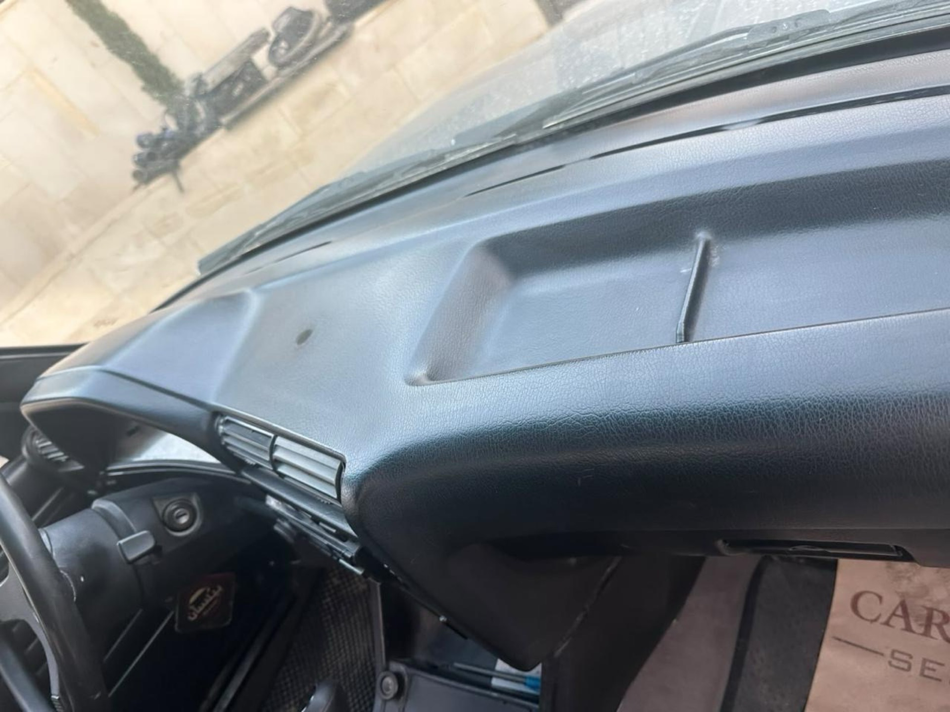 بي ام دبليو 318 1989